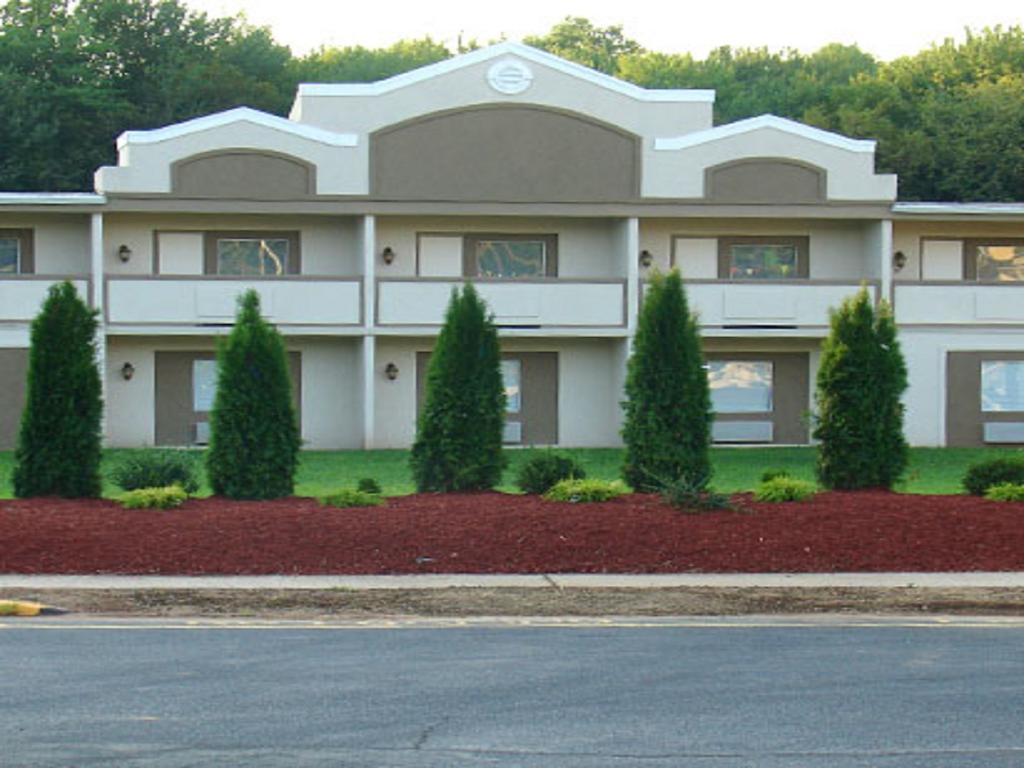 Hotel Vicenza Monmouth Junction Esterno foto