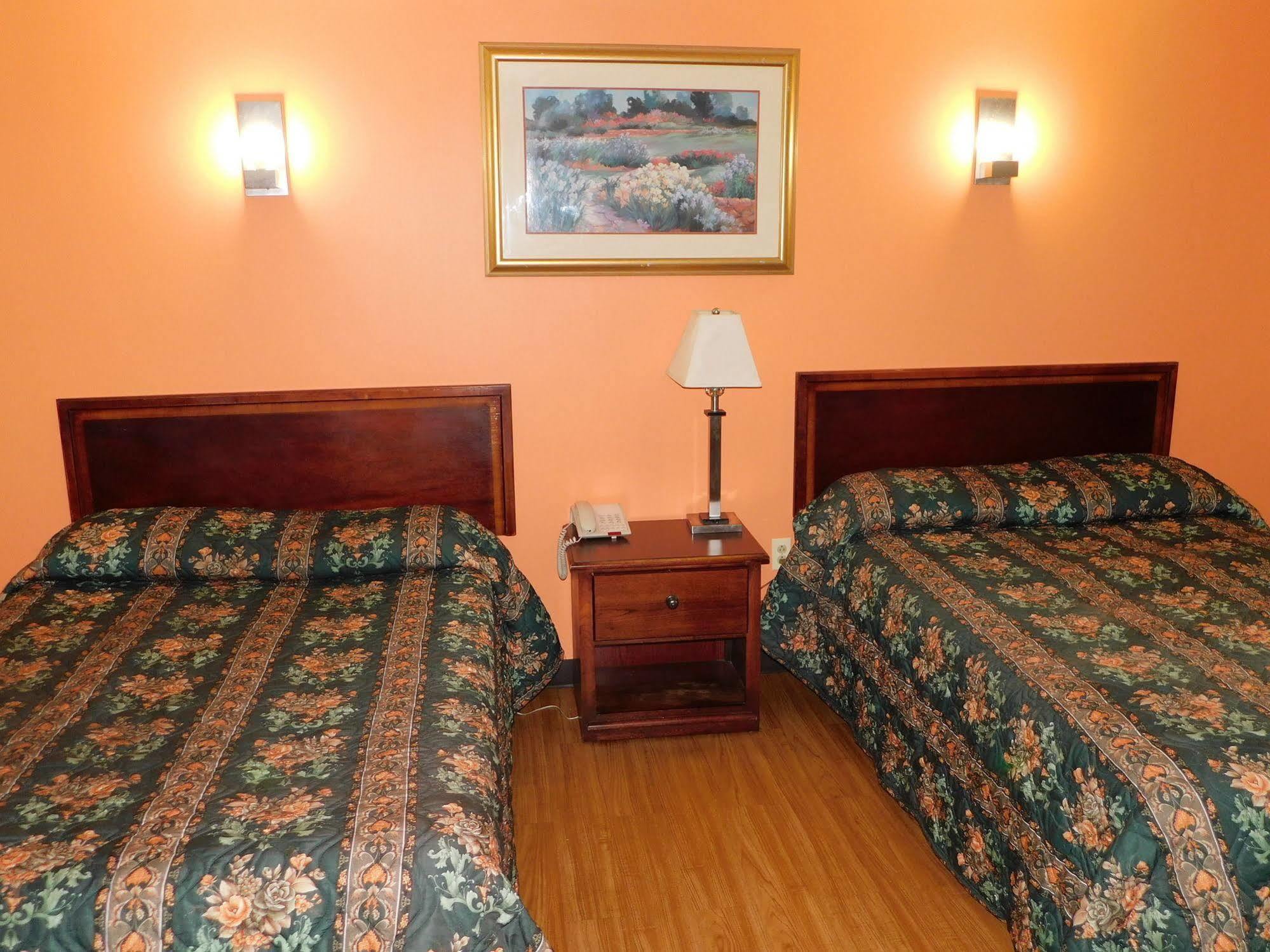 Hotel Vicenza Monmouth Junction Esterno foto